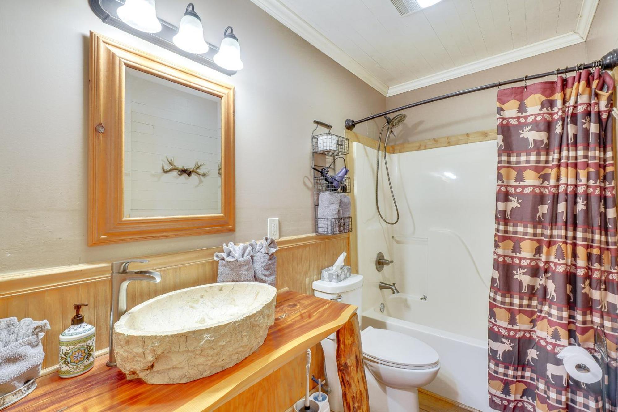 Just Fur Relaxin Sevierville Cabin With Hot Tub! Экстерьер фото